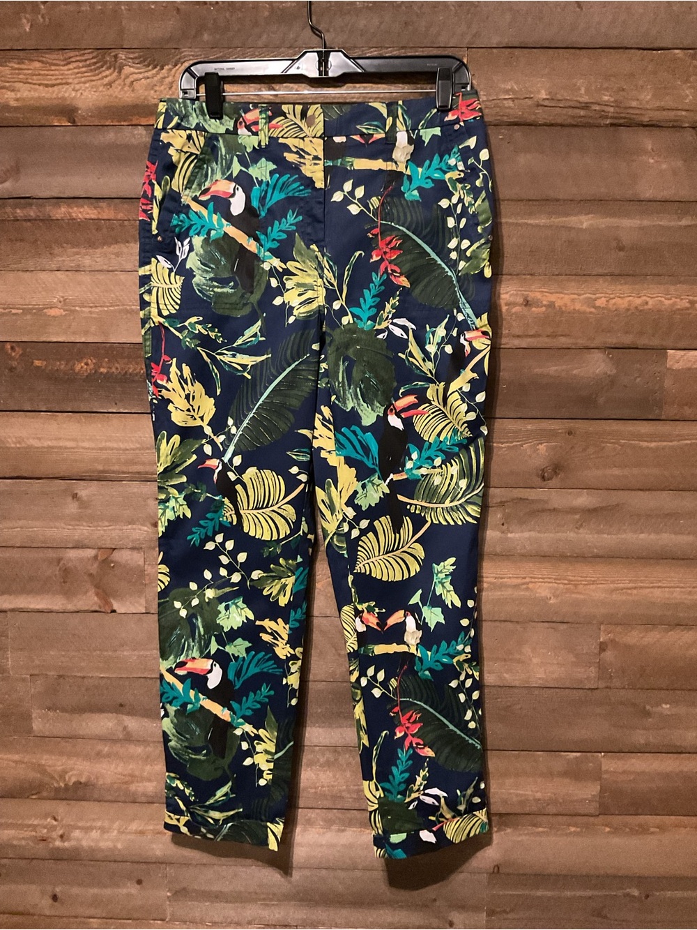 Chico's Women's Ankle Pants Blue Toucan Bird Leaf Print Stretch Cuffed  Size 0.5